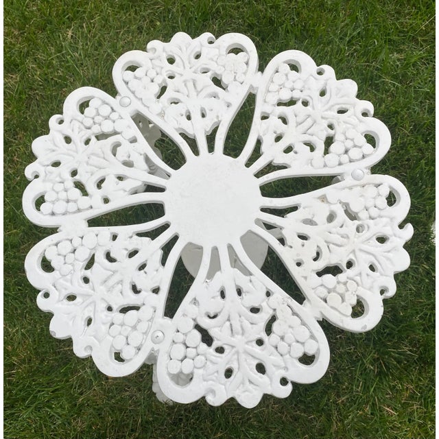 Exquisite Grape Vine Leaf Settee, 2 Chairs and Table, 4 Pieces Excellent "Mint" Condition Mid 20th Century. For Sale In Denver - Image 6 of 12