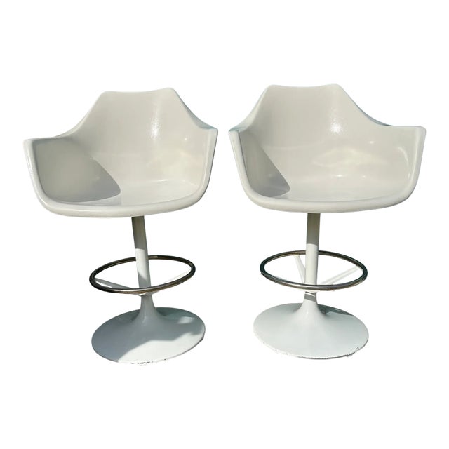 Mid Century Fiberglass Shell Indoor/Outdoor Tulip Swivel Bar Stools - Set of 2 For Sale