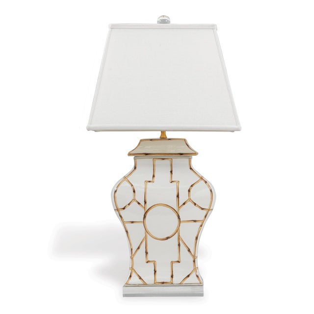 Named in honor of famed decorator Billy Baldwin, and inspired byone of his favorite wallpapers by Scalamandre; the Baldwin...