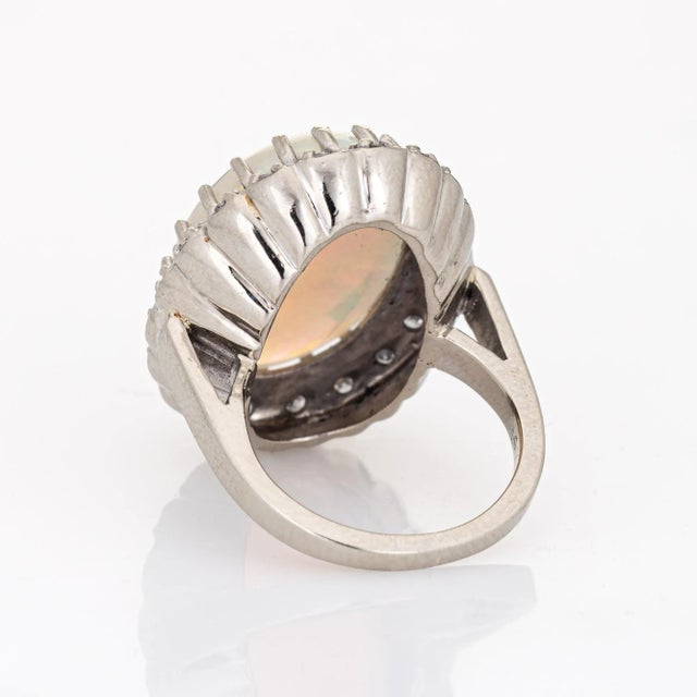 Late 20th Century Vintage 14.50ct Natural Opal Diamond Ring 14k White Gold Large Oval Cocktail 5 size 5 For Sale - Image 5 of 7