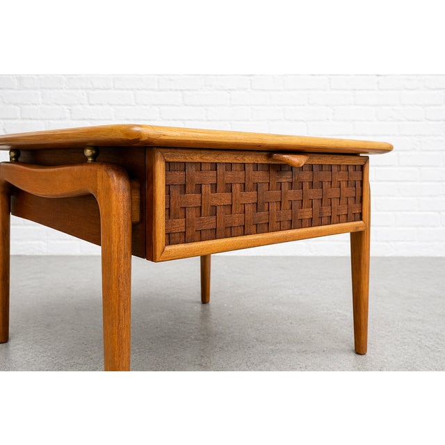 Mid Century Modern Walnut + Oak End Tables by Lane Perception, a Pair, 1960's For Sale In New York - Image 6 of 11