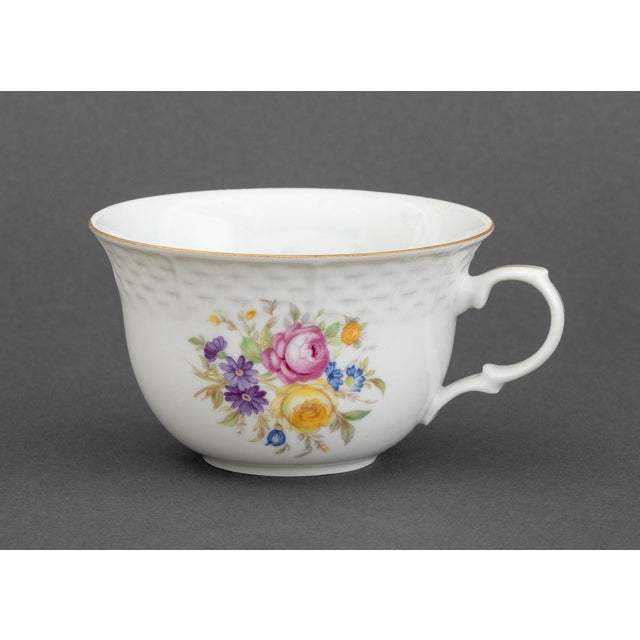White Thun Bohemia Porcelain Dinner Service for 12 For Sale - Image 8 of 18
