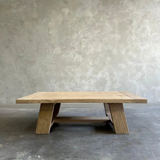 Meet Versa, the most versatile coffee table that blends perfectly with any style. The artisanal construction methods...