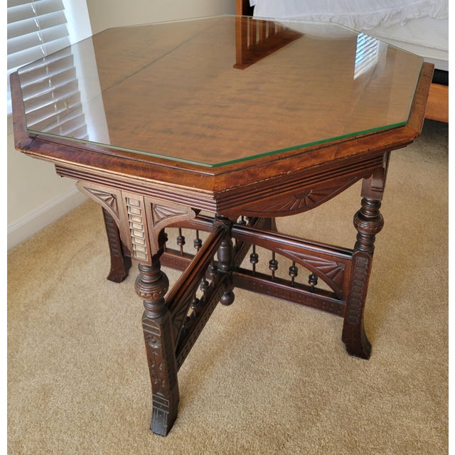 1880s Eastlake Octagonal Burlwood Gaming Table For Sale In Baltimore - Image 6 of 17