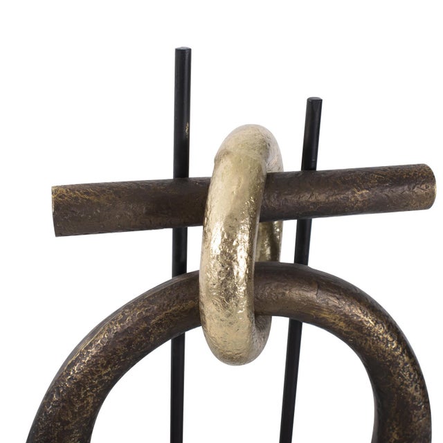 Boquin Circle Sculpture in Polyresin For Sale In Chicago - Image 6 of 11