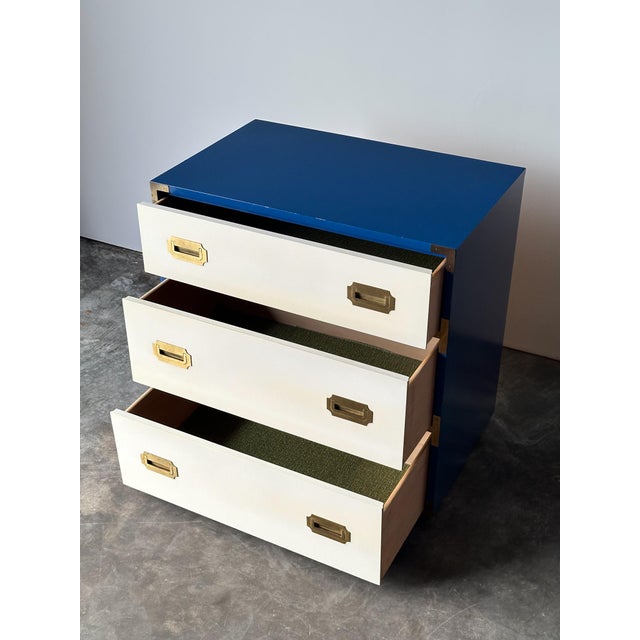 Blue & White Lacquered Campaign Chest of Drawers With Brass Hardware, 1970s For Sale - Image 13 of 17