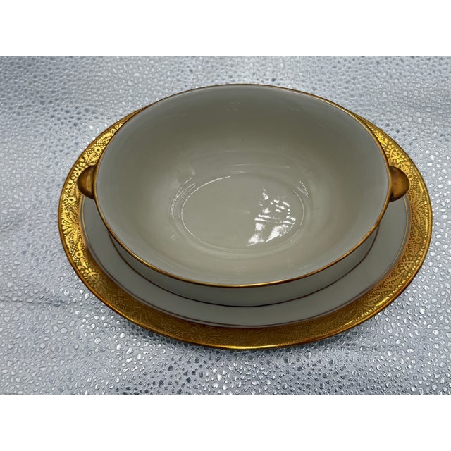 1900 - 1909 Early 1900s Hutschenreuther “Margarete” Porcelain China 6 Piece Serving Pieces Platters, Gravy Boat & Vegetable Bowl Set For Sale - Image 5 of 5