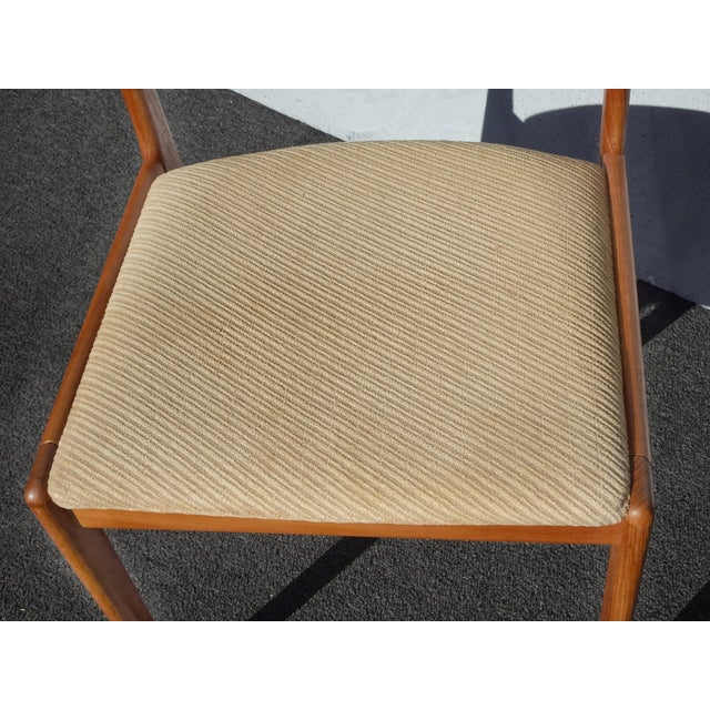 Set of Four Mid Century Modern D-Scan Style Dining Room Chairs For Sale - Image 11 of 17
