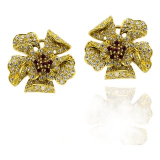 Late 20th Century Pair of 18k Diamond Floral Earrings with Inserts For Sale