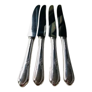 Vintage Wm A. Rogers A1 Plus Oneida Ltd Silver Plated "Heather" Pattern Dinner Knives- Set of 4