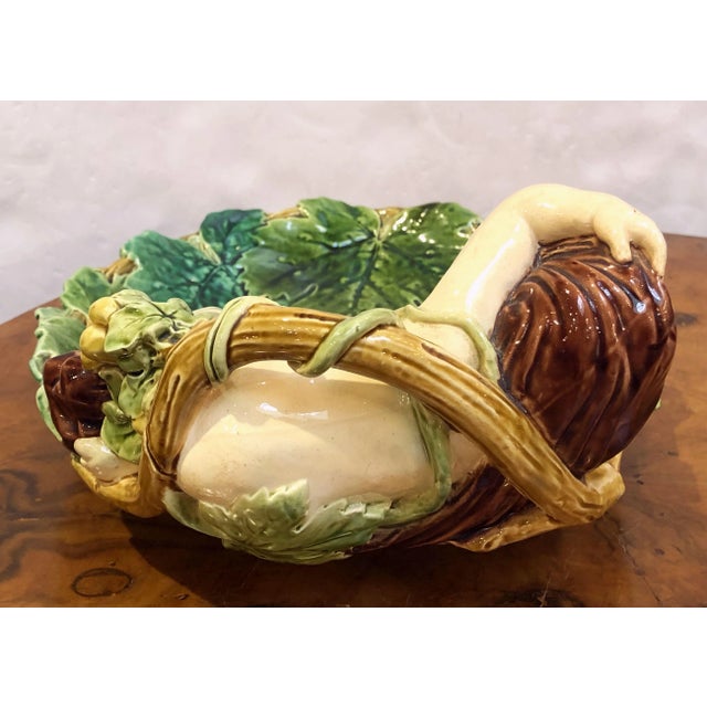 English Majolica Cherub Dish by Minton For Sale In Austin - Image 6 of 13