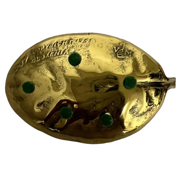 Farmhouse Vintage Virginia Metalcrafters Brass in Leaf Catchall - A Pair For Sale - Image 3 of 10
