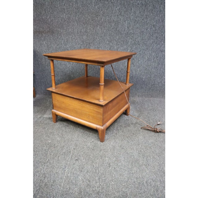 Mid 20th Century Heritage Henredon Mid Century Nightstand - a Pair For Sale - Image 10 of 12