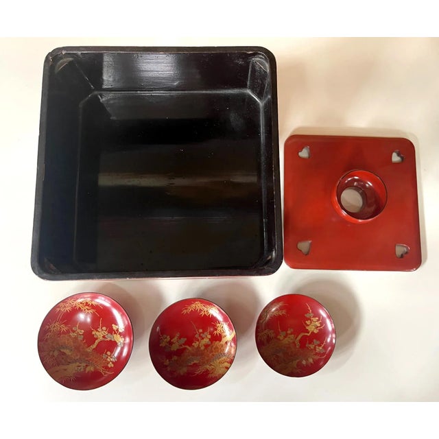 Red Japanese Lacquered Sake Drinking Set Meiji Period - Set of 4 For Sale - Image 8 of 12