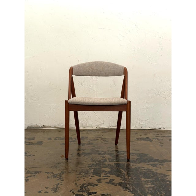 Model 31 Dining Chairs from Schou Andersen, 1960s, Set of 4 For Sale - Image 3 of 9