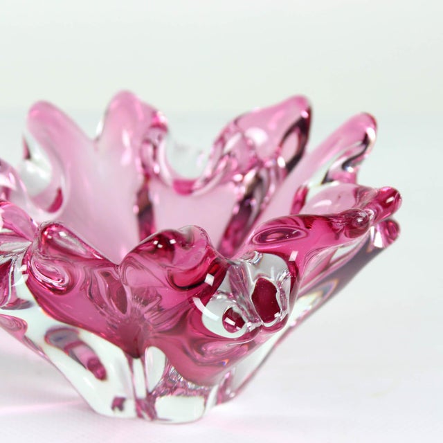 A stunning glass piece in exceptional, like-new condition, originally designed as an ashtray but never used as such....