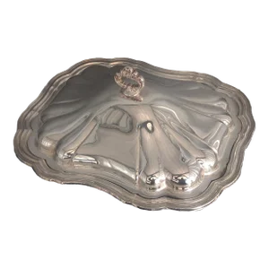 Mid 20th Century Gorham Heritage Silver-Plate Lidded Serving Entrée Casserole Dish