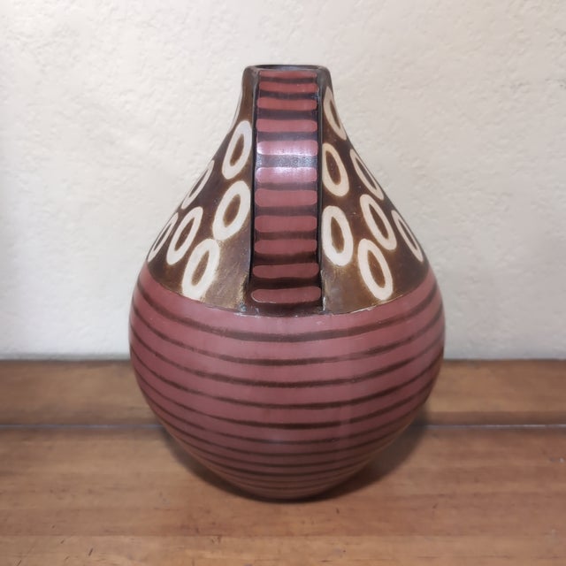 Alex Calle Sosa Signed Peruvian Art Pottery Vase | Brown & Rust Striped Geometric Jug | Hand Thrown Up for sale is a...