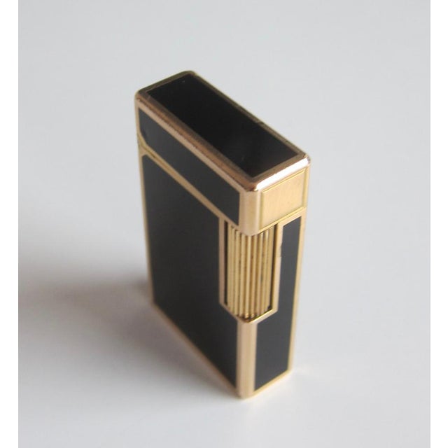 Black Lacquer and Gold Lighter by S. T. Dupont, France, 1970s For Sale - Image 9 of 9