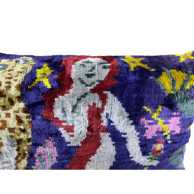 Textile Silk Lumbar Pillow Cover With Jungle Design For Sale - Image 7 of 10