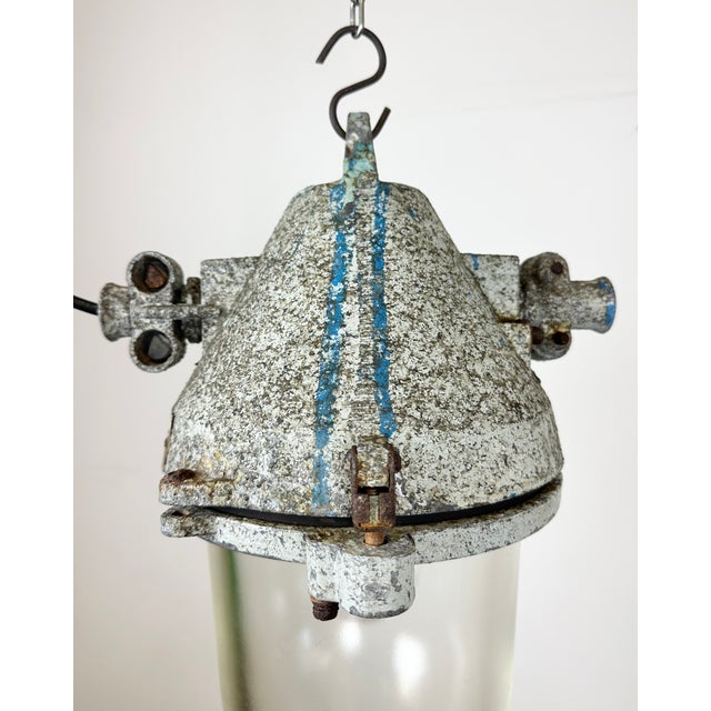 Industrial Grey Cast Aluminium Explosion Proof Lamp from Elektrosvit, 1970s For Sale - Image 11 of 18