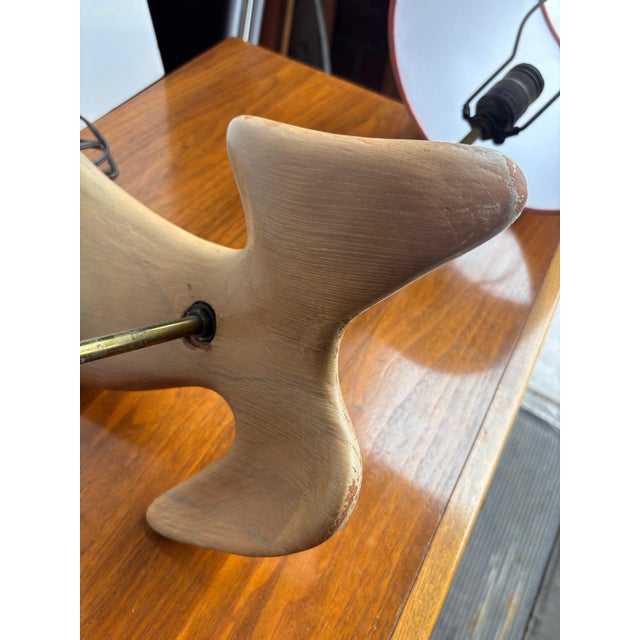 1950s 1950s Dove Wood Table Lamp in the Style of Heifetz Lighting For Sale - Image 5 of 7