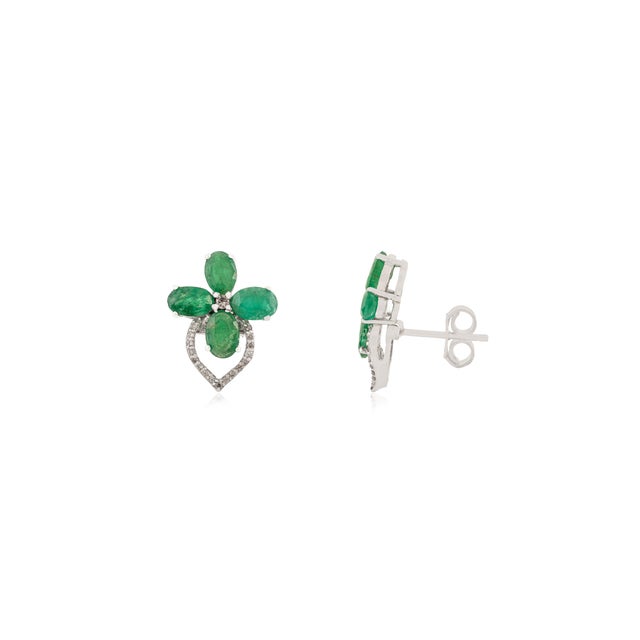 Emerald Clover Bloom With Diamond Heart Drop Dainty Earrings- 2 Pieces For Sale - Image 6 of 10