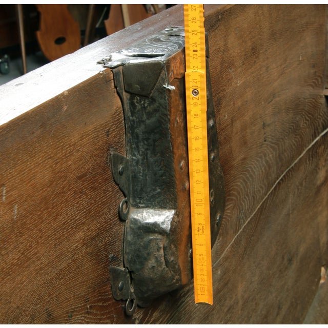 Antique Baroque Chest in Oak, 1637 For Sale - Image 15 of 18