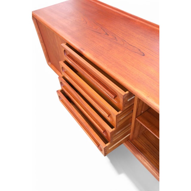 Sideboard in Teak by Arne Vodder for Vamo Long, 1960s For Sale - Image 17 of 18