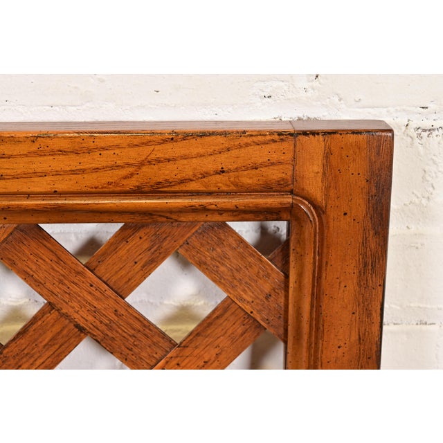 Henredon Mid-Century Modern Carved Oak Woven Front Twin Headboard, Circa 1970s For Sale In South Bend - Image 6 of 9