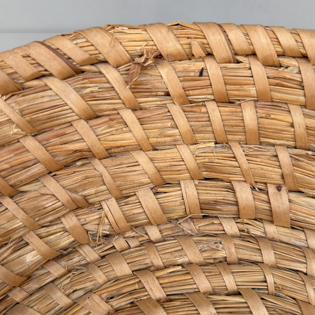 Early 20th Century Antique American Woven Rye Straw Bowl, Circa 1900–1920s For Sale - Image 5 of 12