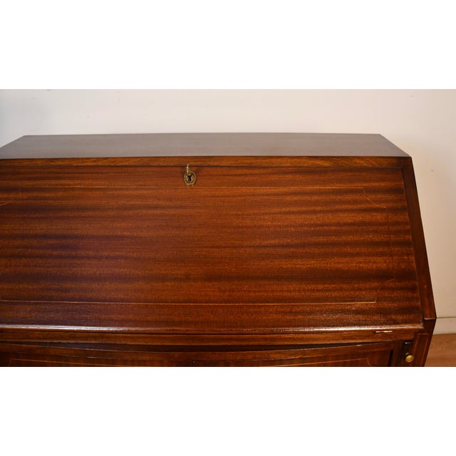 1920s 1920s Antique English Hepplewhite Mahogany Inlaid Secretary Ladies Desk For Sale - Image 5 of 17