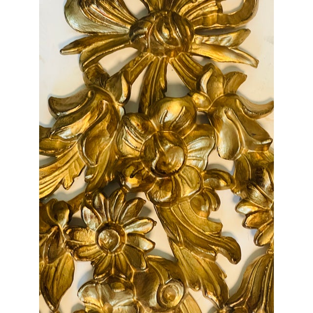 1960s Vintage Italian Neoclassical Revival Wall Bracket For Sale - Image 5 of 5