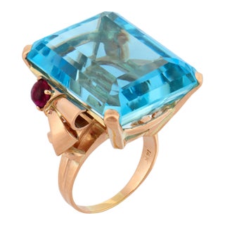 Mid 20th Century Retro 51.29 Carat Aquamarine Ruby 14k Rose Gold Cocktail Ring, Size 7.75 For Sale