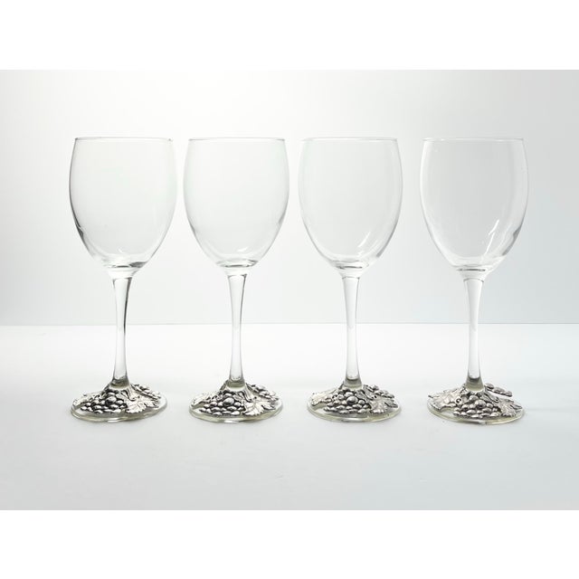 Arthur Court “Grape” Set of 4 Wine Glasses 7 7/8” 12oz Signed Excellent condition. No chips, cracks, or fleabites. Height...