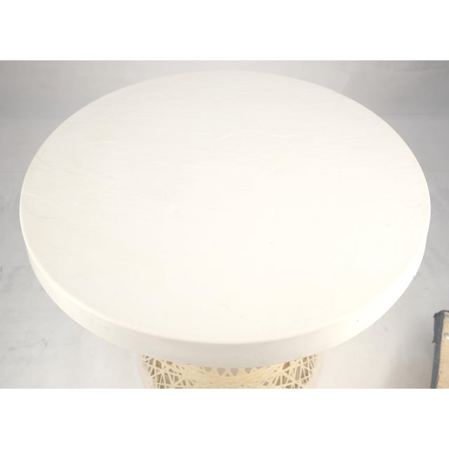 Russell Woodard Set 3 Spun Fiberglass Molded Stone Textured 21" Round Top End Side Table Woodard For Sale - Image 4 of 16