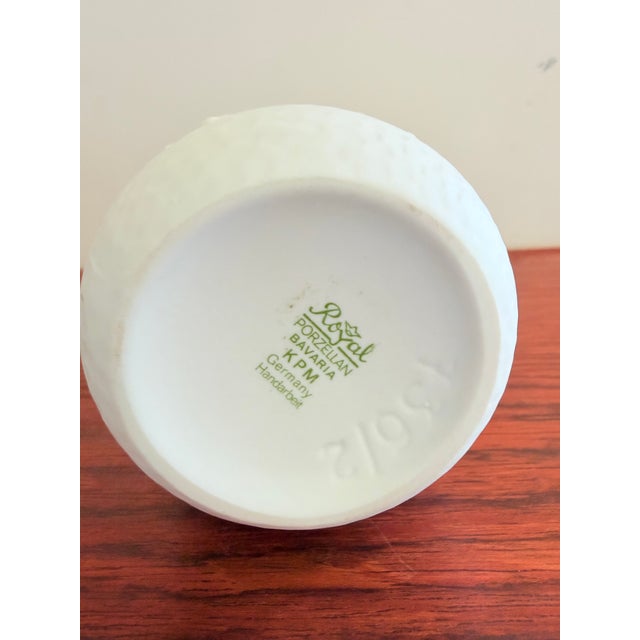White Vintage German Vase from Royal Porzellan Bavaria KPM, 1970s For Sale - Image 8 of 9