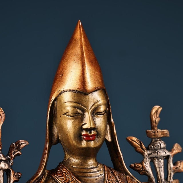 Late 19th Century Gilt Bronze Tsongkhapa Statue, Tibetan Buddhist Figure, 800g For Sale - Image 4 of 9