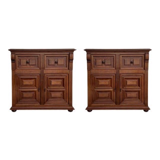 1920s Catalan Carved Walnut Tuscan Two Drawers Nightstands - a Pair For Sale