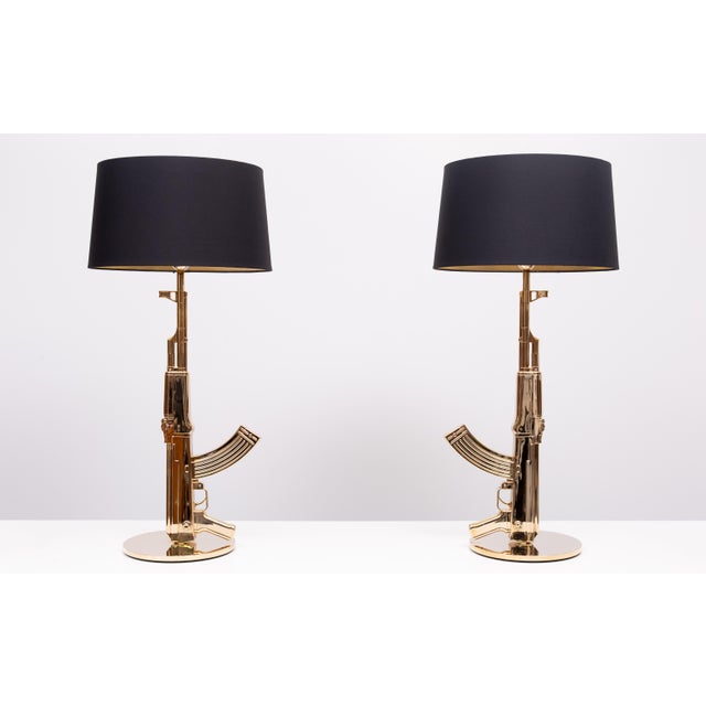 Flos Vintage Ak 47 Kalashnikov Table Gun Lamps by Philippe Starck for Flos, 2005, Set of 2 For Sale - Image 4 of 15