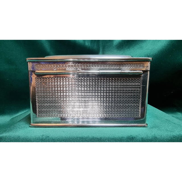 Very beautiful, original restored, silver-plated and inside gilded sugar bowl, with key. Approx. dimensions: 12.5 x 9 cm -...