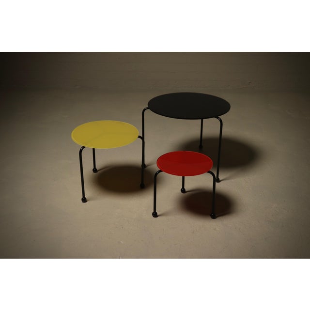 Mid-Century Modern Italian Modern Nesting Tables, 1980s, Set of 3 For Sale - Image 3 of 10