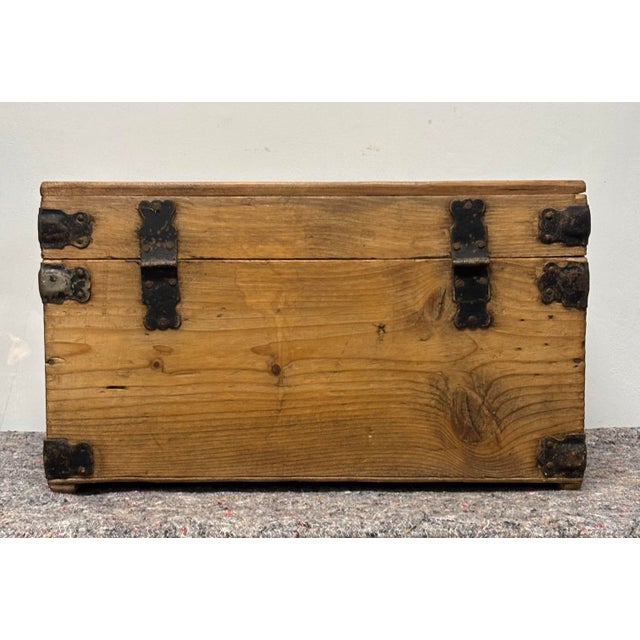 19th Century English Pine Box With Metal Straps For Sale - Image 10 of 10