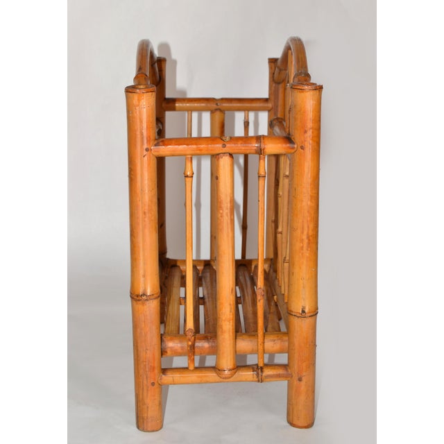 1950s Chinoiserie Bamboo Hand-Crafted Magazine Rack Newspaper Stand For Sale In Miami - Image 6 of 17