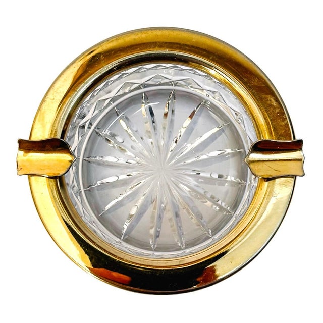Vintage French Baccar Diamond-Cut Crystal Ashtray With Gilded Rim For Sale In San Diego - Image 6 of 7