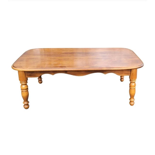 American 20th Century Ethan Allen American Classical Style Maple Cocktail Table For Sale - Image 3 of 7