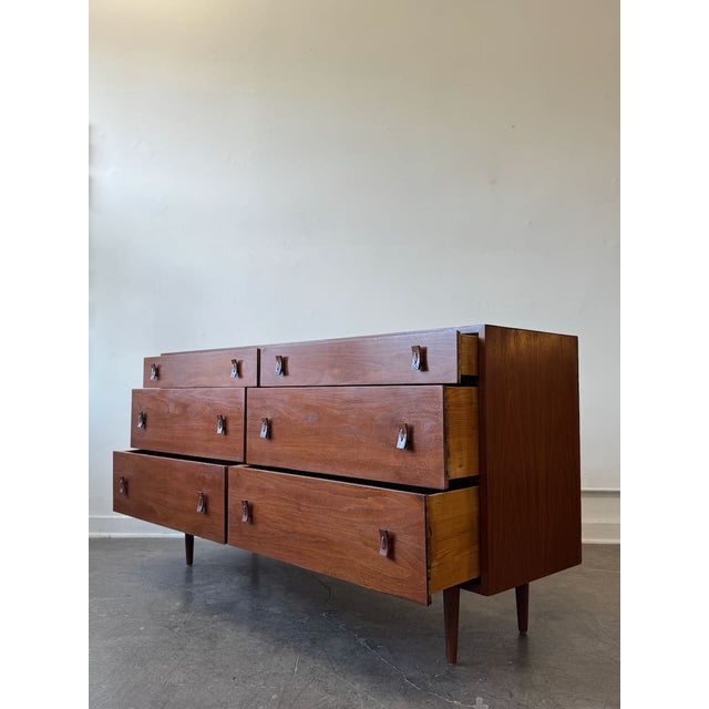 1960's Low Dresser Attr. To Stanley Young for Glenn of Ca For Sale - Image 11 of 13