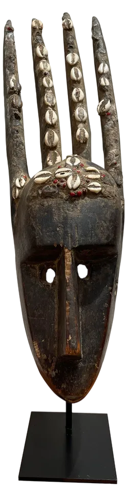Ntomo Mask in Wood