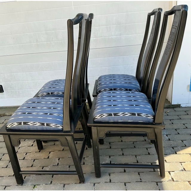Raymond Sobota Set of 4 Vintage Century Furniture “Chin Hua” Dining Chairs Design by Raymond Sobota For Sale - Image 4 of 11