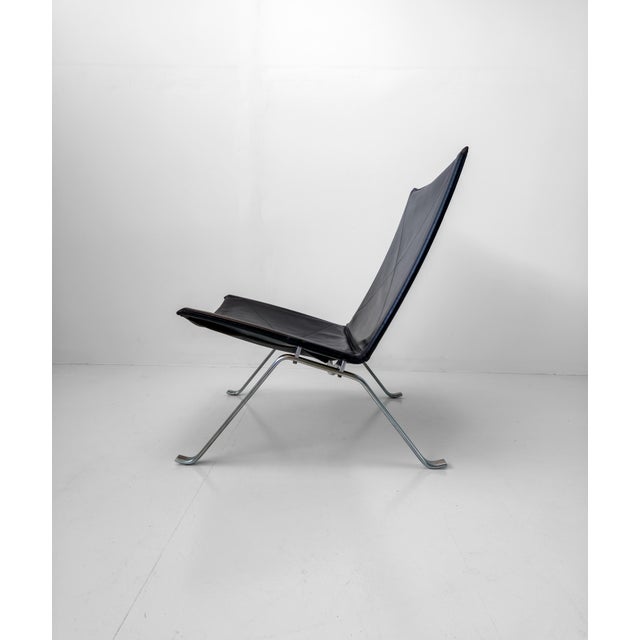 Original pk22 lounge chair, designed by poul kjærholm and produced by fritz hansen. the pk22 was designed in 1956 and is...